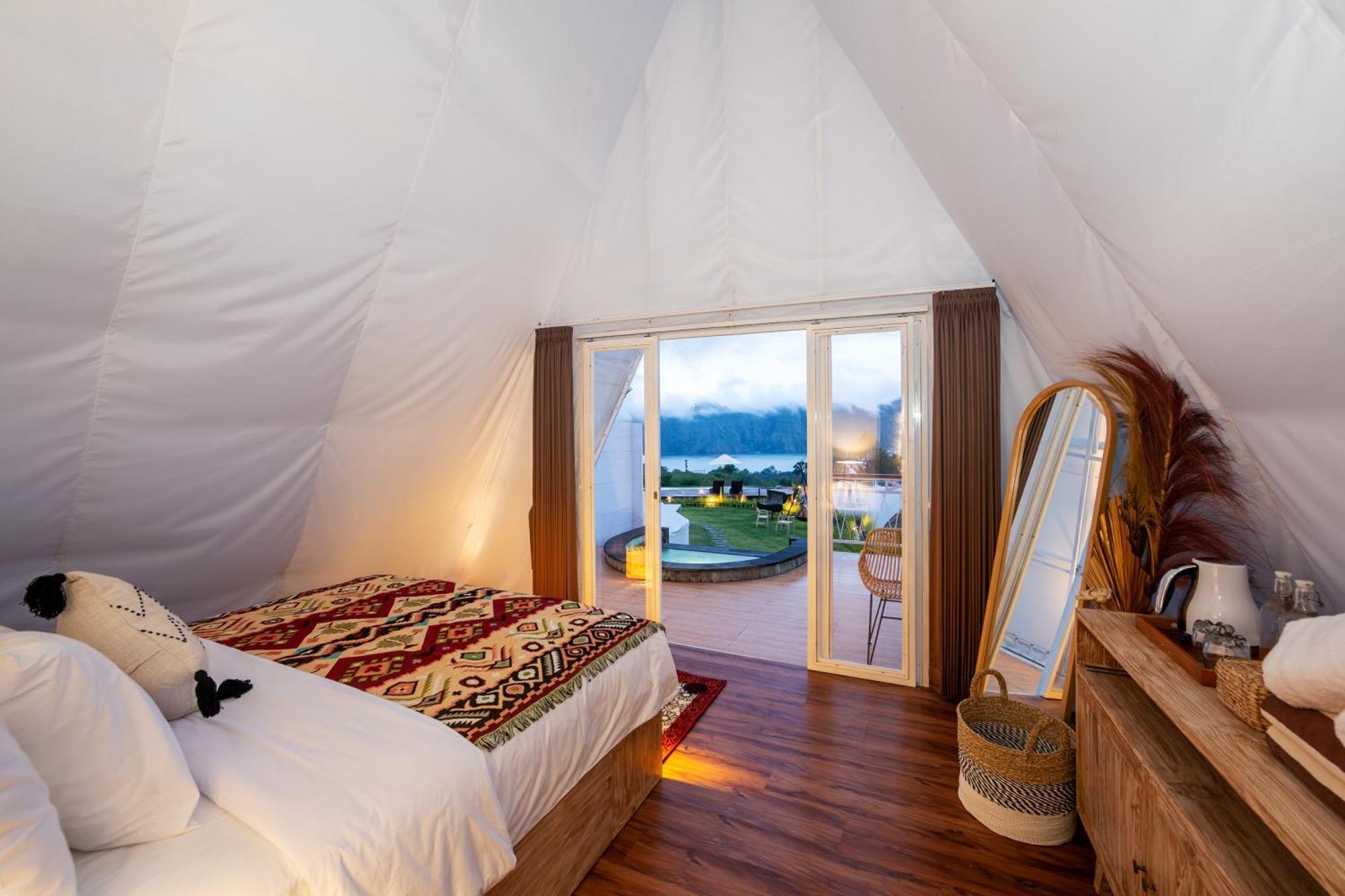 The Dewi Kintamani Luxury Glamping And Natural Hotspring Exterior photo