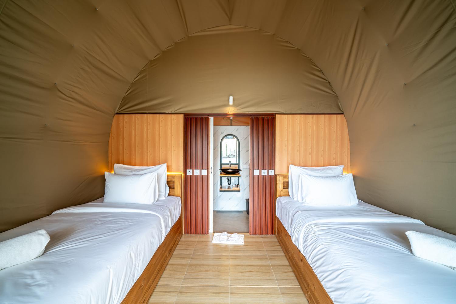The Dewi Kintamani Luxury Glamping And Natural Hotspring Exterior photo